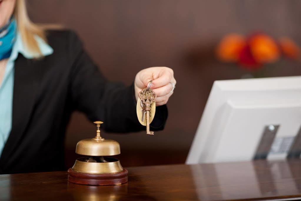 Garni Pra Fiori Hotel กัมปีเตลโลดีฟัสซา ภายนอก รูปภาพ